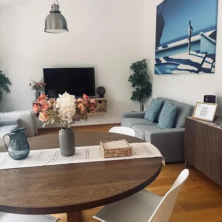 Apartment Penthouse Mit Seeblick & Terrasse 7