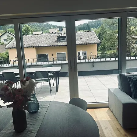 Apartment Penthouse Mit Seeblick & Terrasse 7
