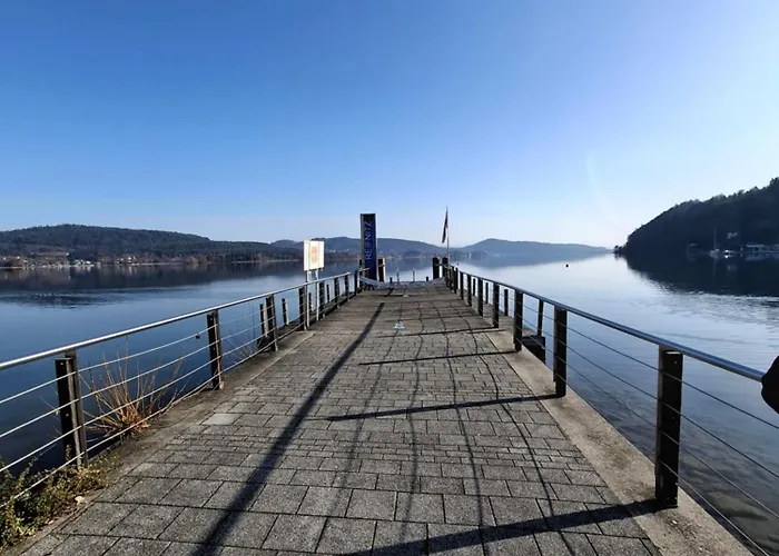 Penthouse Mit Seeblick & Terrasse 7 公寓 赖弗尼茨